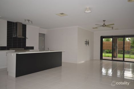 Property photo of 16 Roper Terrace Epsom VIC 3551