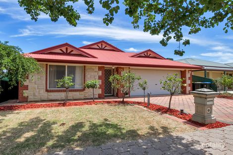 19 Queensborough Ave, Hillcrest, SA 5086