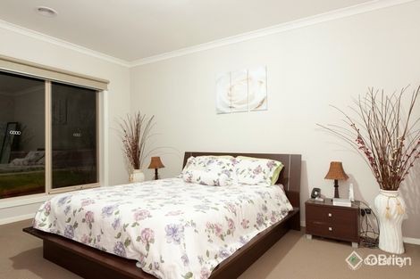 Property photo of 84 Alisma Boulevard Cranbourne North VIC 3977