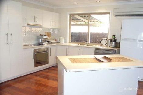 1/122 Amarina Ave, Mooloolaba, QLD 4557