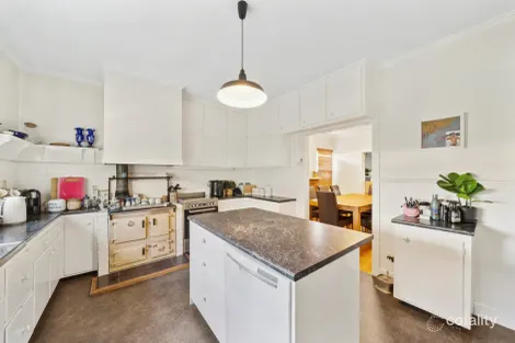 Property photo of 33 Curia Street Mansfield VIC 3722