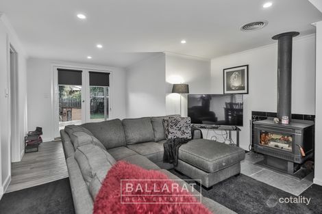 Property photo of 1002 Norman Street Wendouree VIC 3355