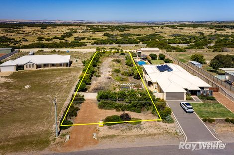 Property photo of 44A Eakins Crescent Wandina WA 6530