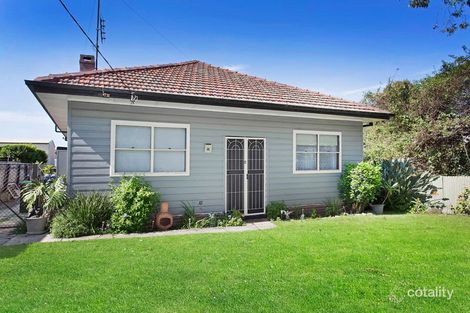 69 Lake Heights Rd, Lake Heights, NSW 2502