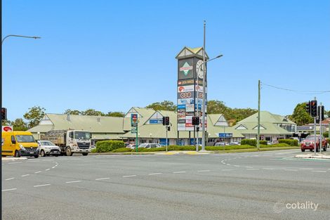 Property photo of 2/187 Olsen Avenue Labrador QLD 4215