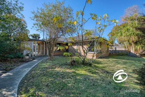 7 Campbell Pde, Cranbourne, VIC 3977