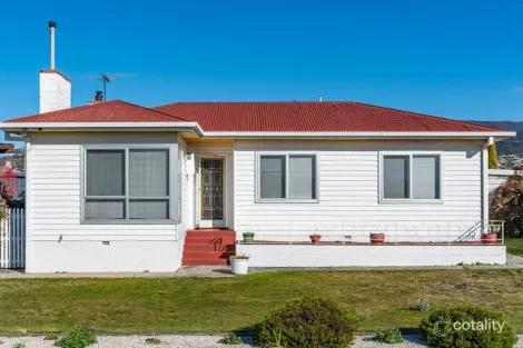 6 Penguin Dr, Glenorchy, TAS 7010