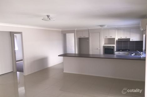 Property photo of 30 Colebrook Crescent Doolandella QLD 4077