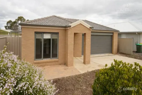 Property photo of 36 Bradman Drive Boorooma NSW 2650