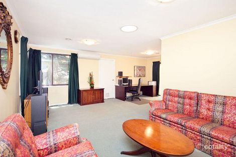 Property photo of 33 Catchpole Street Macquarie ACT 2614