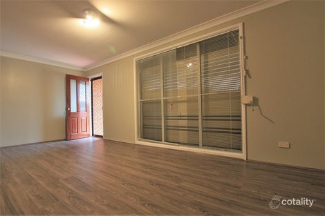 Property photo of 41 Dandenong Crescent Ruse NSW 2560