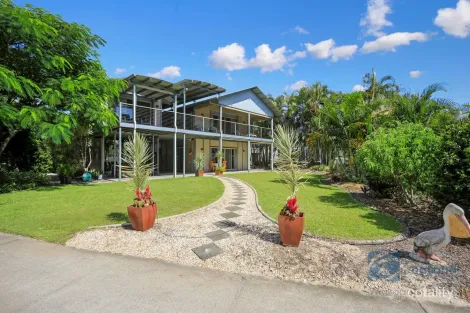 Property photo of 26 Beech Court Woodgate QLD 4660