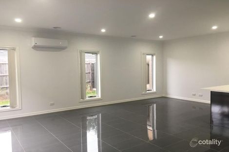 Property photo of 8/274 Pound Road Hampton Park VIC 3976