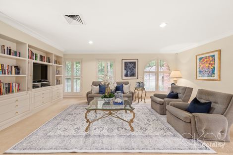 126 Windsor Rd, Red Hill, QLD 4059