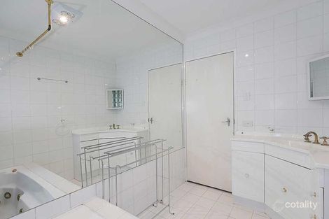 Property photo of 10 Lunar Way Beckenham WA 6107