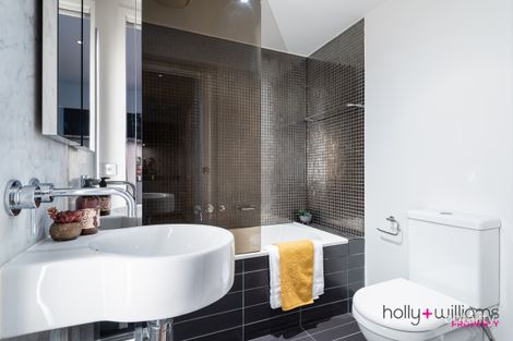 Property photo of 113/539 St Kilda Road Melbourne VIC 3004