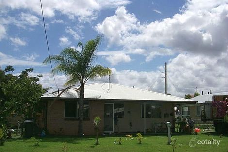 19 Ruff St, Norman Gardens, QLD 4701