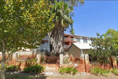 Property photo of 10/24 Morrit Way Parmelia WA 6167