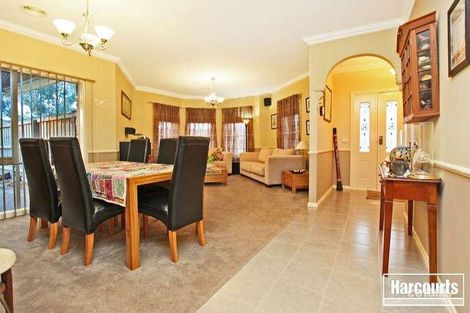 Property photo of 21 Banjo Paterson Drive Pakenham VIC 3810