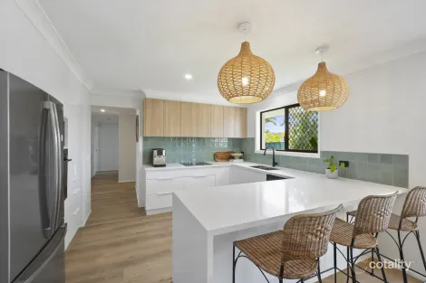 14 TREEVIEW DR, BURLEIGH WATERS, QLD 4220