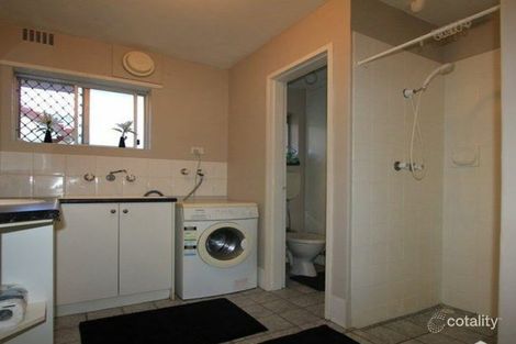 Property photo of 10/24 Morrit Way Parmelia WA 6167