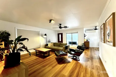 Property photo of 2 Gilbert Court Moranbah QLD 4744