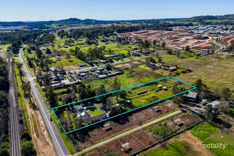 Property photo of 22 Racecourse Avenue Menangle Park NSW 2563