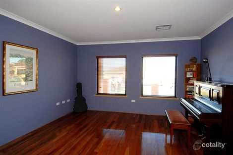 Property photo of 5 Glentworth Avenue Tuart Hill WA 6060