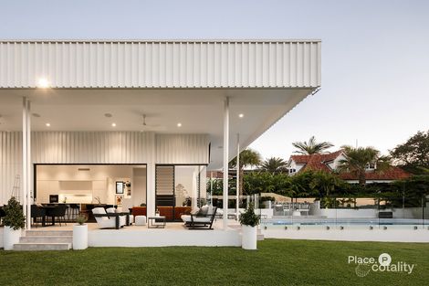 Property photo of 305 Cavendish Road Coorparoo QLD 4151