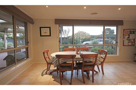 Property photo of 3 Ryeland Court Alfredton VIC 3350