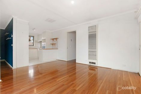 Property photo of 18 Barina Way Mill Park VIC 3082