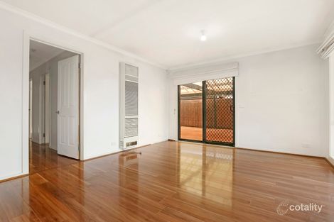 Property photo of 18 Barina Way Mill Park VIC 3082