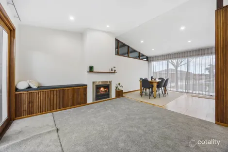 Property photo of 9 Adela Street Wendouree VIC 3355