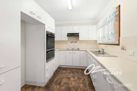 Property photo of 10 Macleans Point Road Sanctuary Point NSW 2540