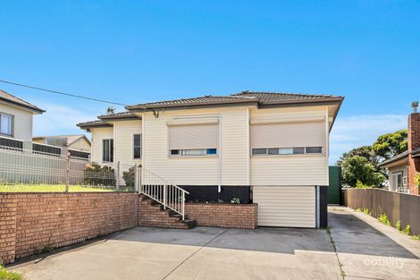 1 Lake Heights Rd, Lake Heights, NSW 2502