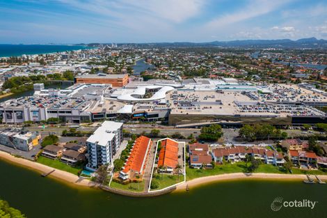 Property photo of 8/13 Hooker Boulevard Broadbeach Waters QLD 4218