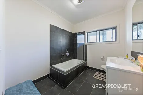 Property photo of 5035 South Gippsland Highway Lang Lang VIC 3984