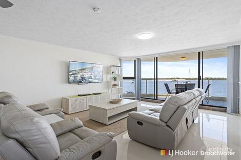 Property photo of 5/316-318 Marine Parade Labrador QLD 4215