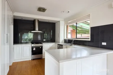 Property photo of 5 Butler Street Eumemmerring VIC 3177