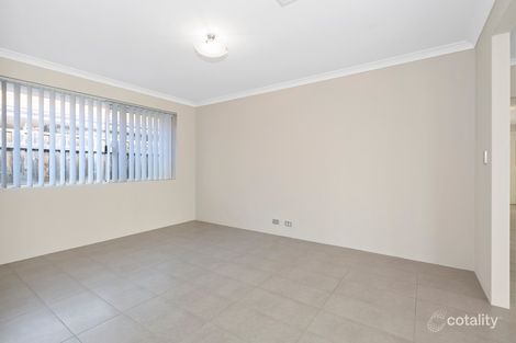 Property photo of 18 Adriana Way Halls Head WA 6210