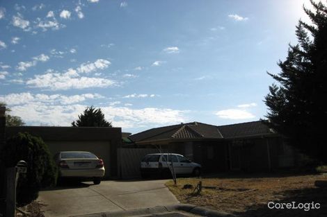 Property photo of 28 Lemco Walk Delahey VIC 3037