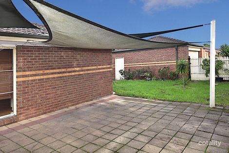 Property photo of 18 Winners Circle Aspendale Gardens VIC 3195