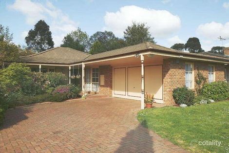 2 Gleneagles Ct, Croydon, VIC 3136