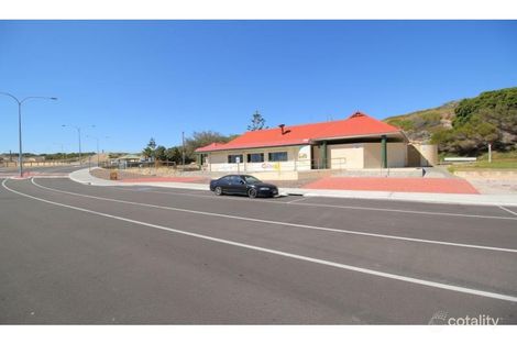 Property photo of 16 Fawkner Road Two Rocks WA 6037