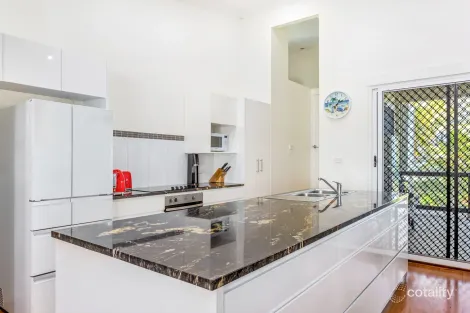 Property photo of 49 Kiama Avenue Bangalee QLD 4703
