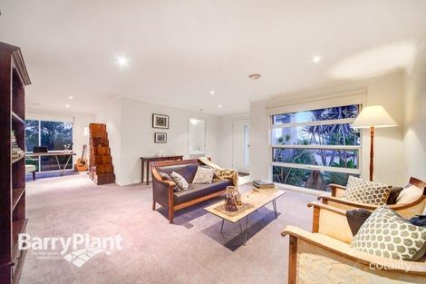 Property photo of 18 Lahinch Grove Cranbourne VIC 3977