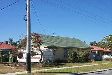 34 Renou St, Queens Park, WA 6107