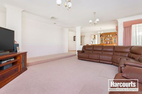 Property photo of 2 Travis Court Berwick VIC 3806