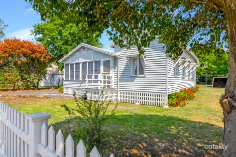 Property photo of 107 East Street Clifton QLD 4361