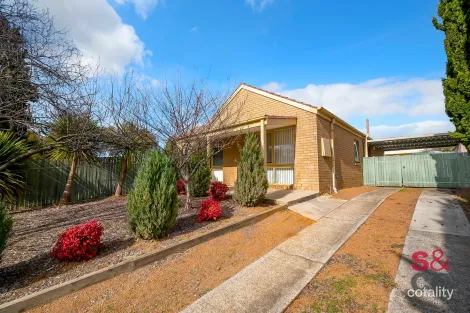 Property photo of 6 Lamond Place McKellar ACT 2617